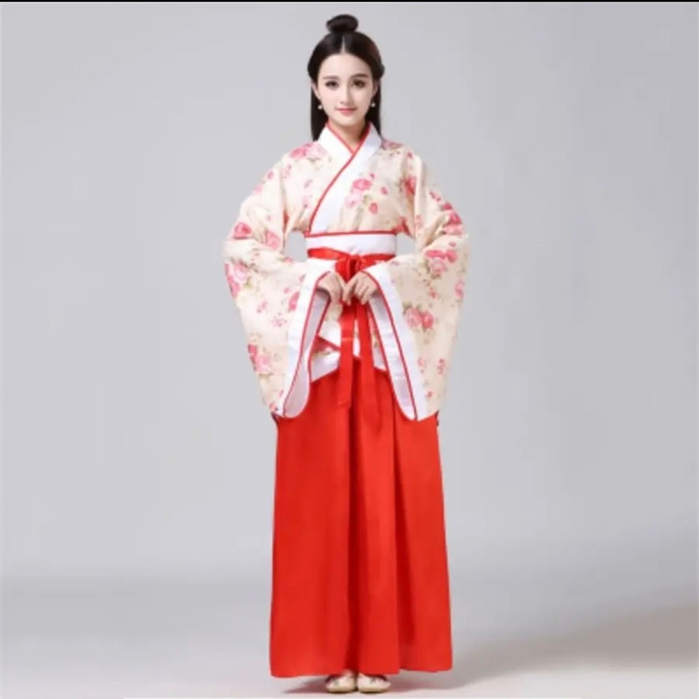 Women's Chinese Hanfu, size small with adjustable belt